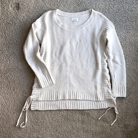 Lucky Brand Sweaters - Gorgeous Lucky Brand Sweater Cream with Silver Metallic threading throughout